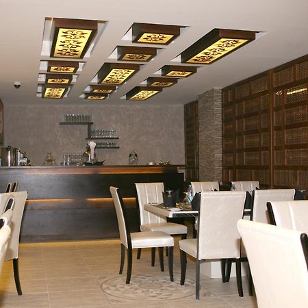 Seven Wonders Hotel Wadi Musa Exterior photo