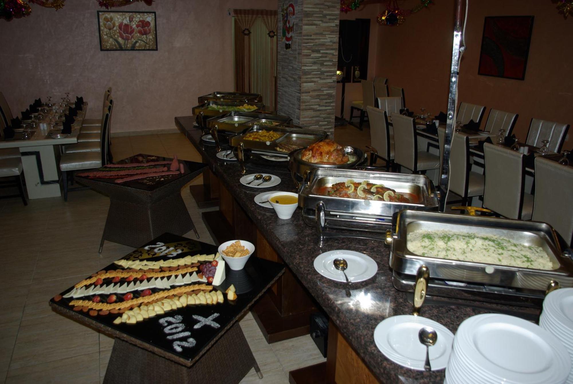 Seven Wonders Hotel Wadi Musa Exterior photo